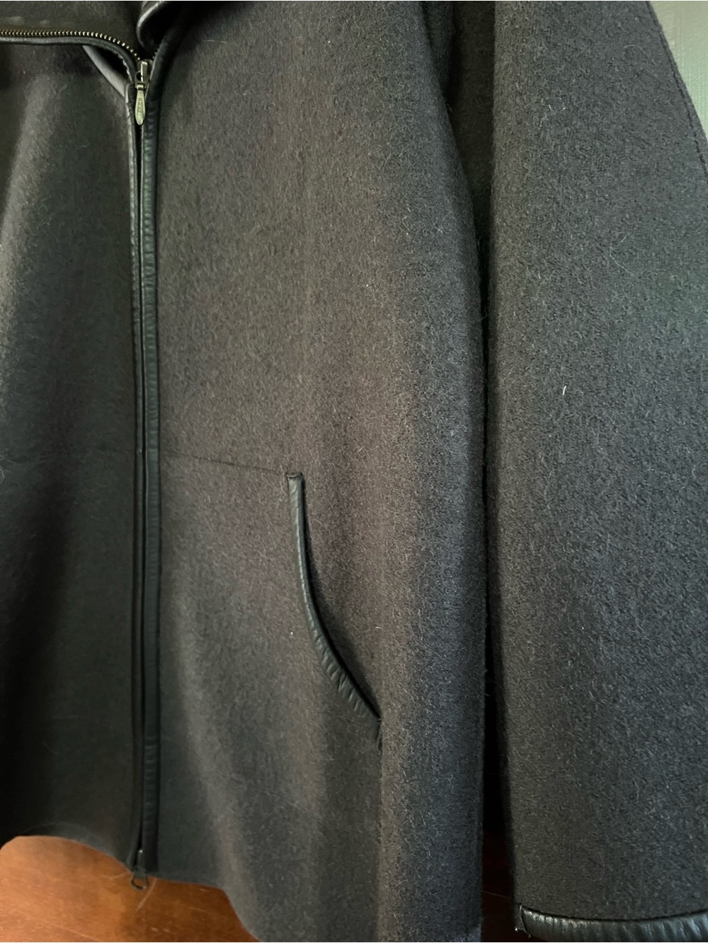 Beyond Threads Alpaca jacket medium - Picture 2 of 5